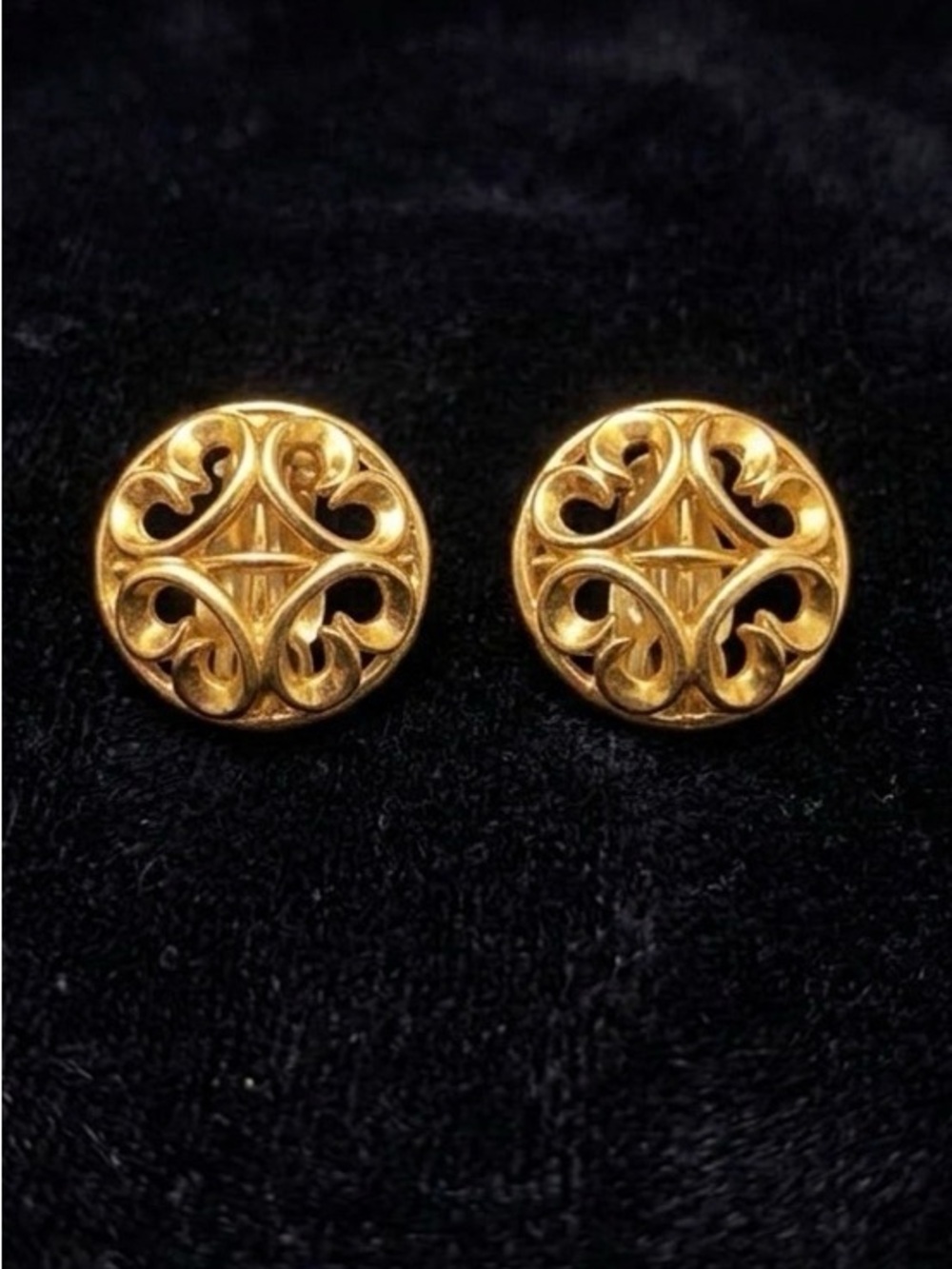 #136 ANNE KLEIN Vintage Gold-tone Button Earrings